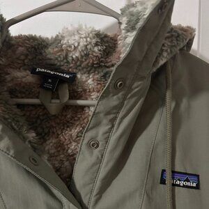 Patagonia Women’s Sherpa Fleece Pullover Jacket XL – Green Camo Trim